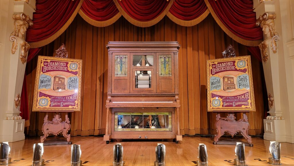 The Diamond Horseshoe is the 2nd Best Thanksgiving Dinner in the Magic Kingdom