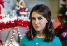 Lacey Chabert Is Taking Christmas To Netflix This Year With New Movie